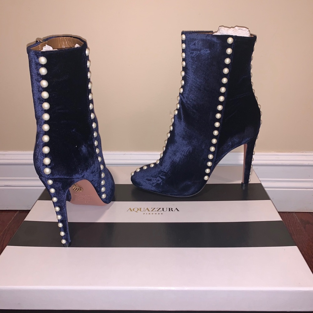 Boots - Picture 3 of 3